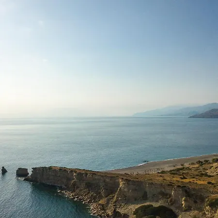 Theano * Triopetra